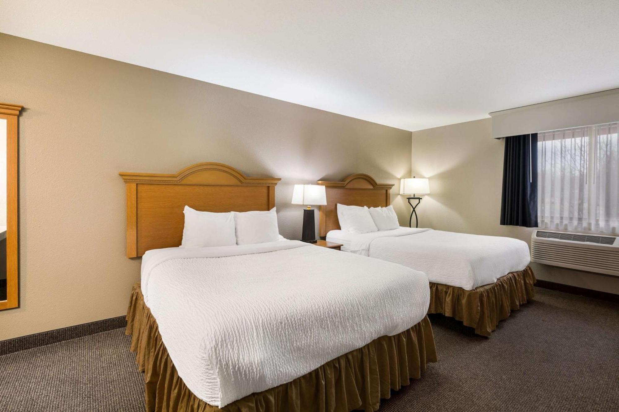 Revel Hotel Minot - Surestay Collection By Best Western Bagian luar foto
