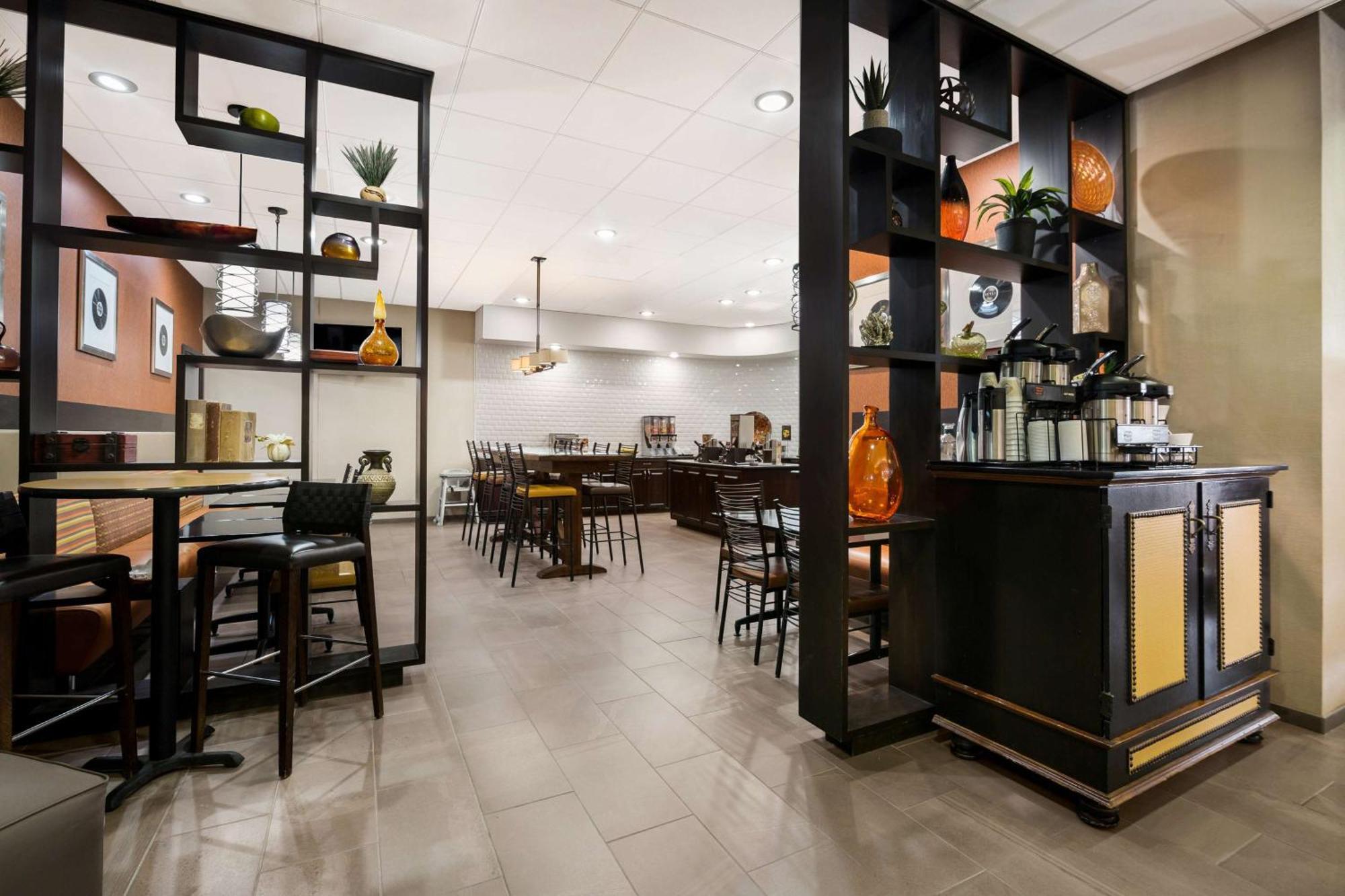 Revel Hotel Minot - Surestay Collection By Best Western Bagian luar foto